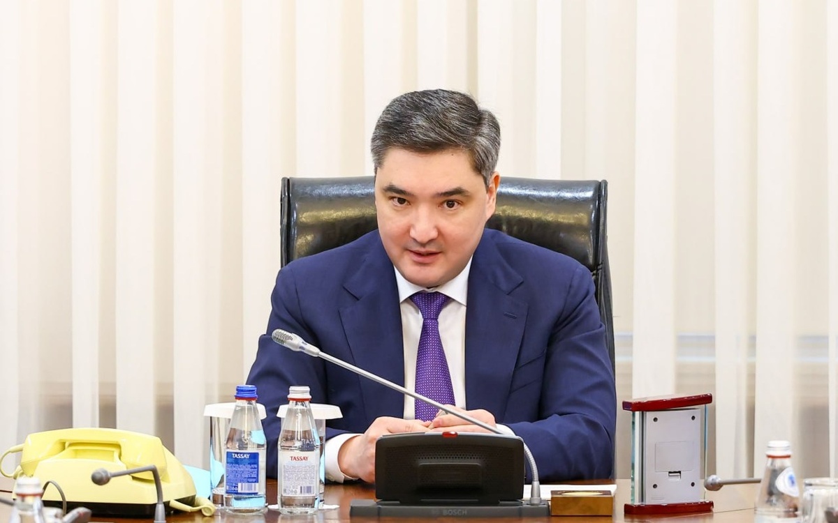 Госбюджет-не-должен-использоваться-на-финансирование-«элитных»-школ-—-Премьер-министр