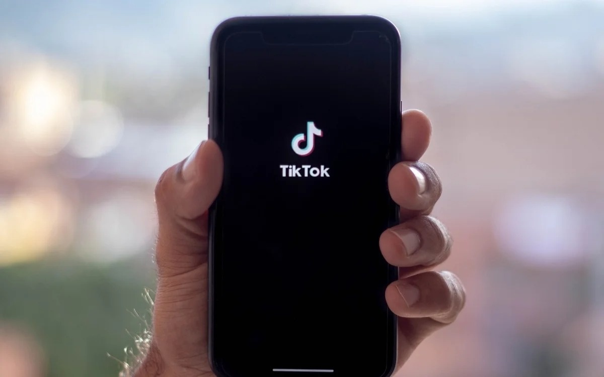 tiktok-внедряет-проверку-возраста-в-ЕС