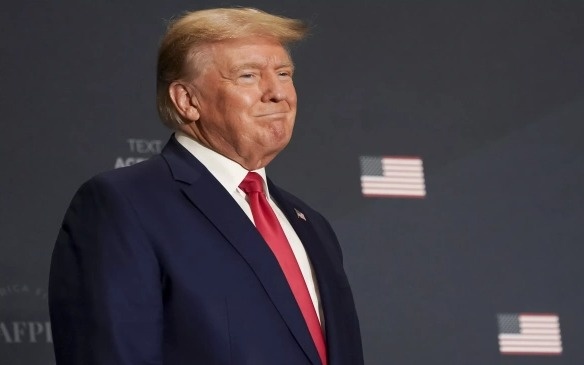 Трамп-«слил»-личные-переписки-с-Макроном-и-Рютте