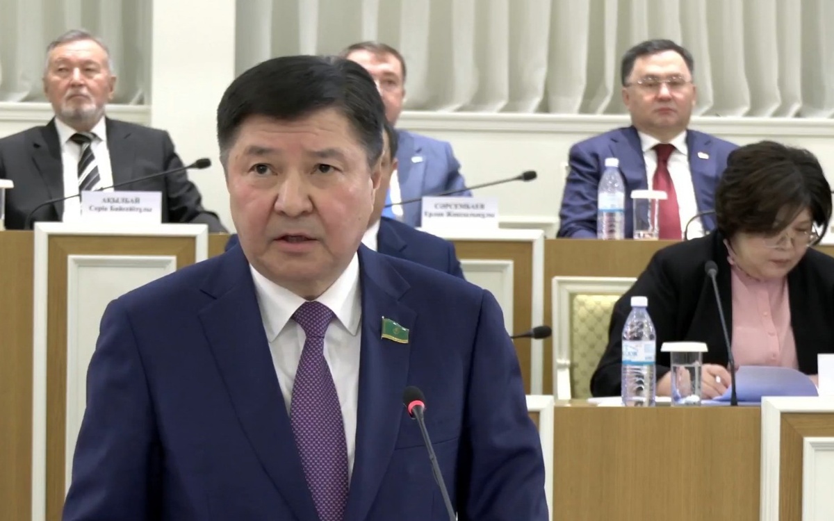 Жакип-Асанов:-Необходима-конституционная-гарантия-против-интернет-мошенничества
