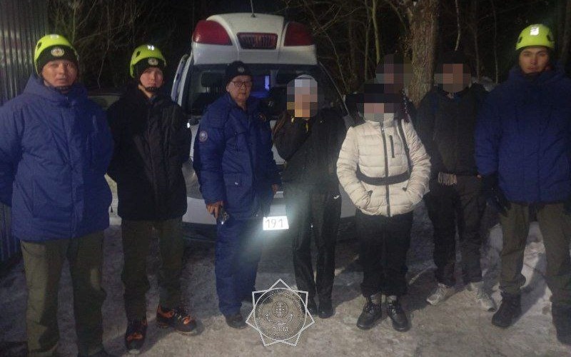Спасатели-эвакуировали-группу-туристов-в-Кокжайлау