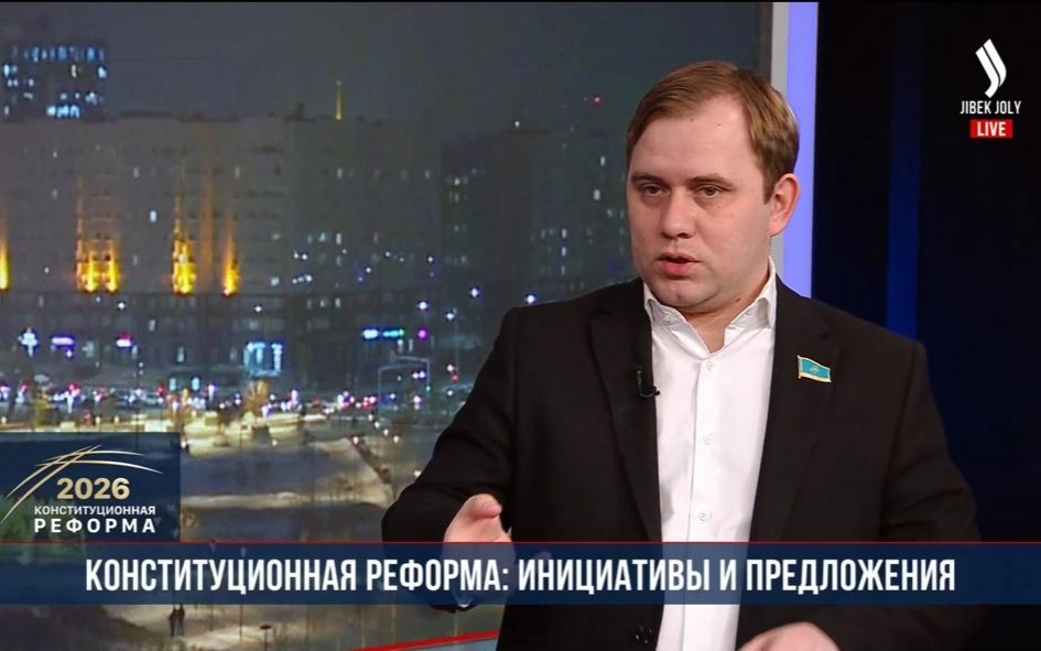 Редкий-уровень-открытости-–-депутат-о-работе-Конституционной-комиссии
