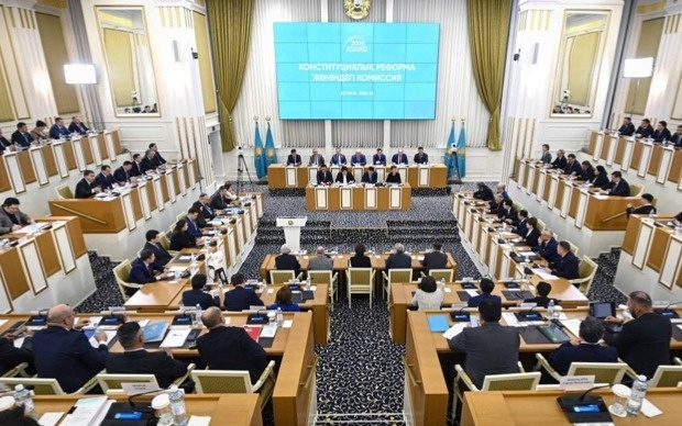 Итоговый-текст-поправок-в-Конституцию-направят-Президенту-на-этой-неделе