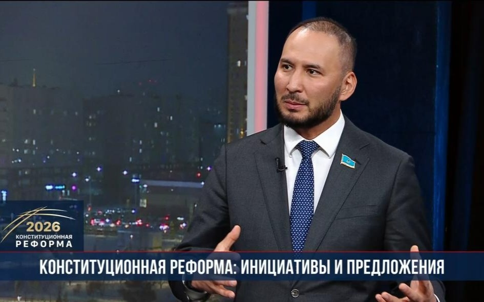Зачем-Казахстану-однопалатный-Парламент-—-депутат