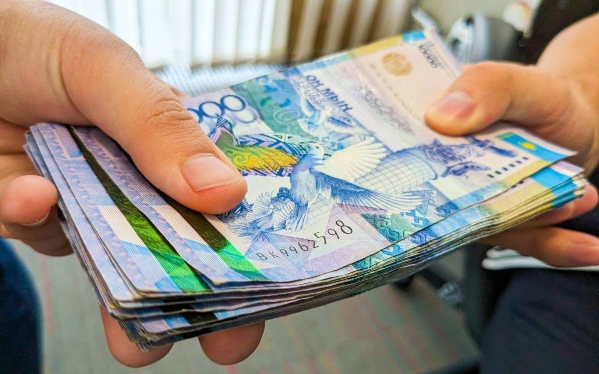 Директор-школы-в-Актобе-оштрафована-за-получение-взятки