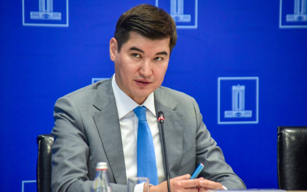 Какие-задачи-ИИ-решает-в-системе-госзакупок,-рассказал-вице-министр-финансов