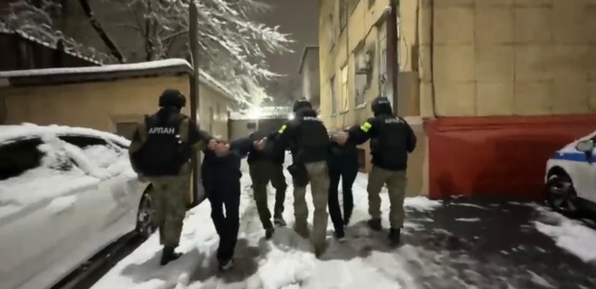 Дорожный-конфликт-закончился-массовой-дракой-в-Шымкенте