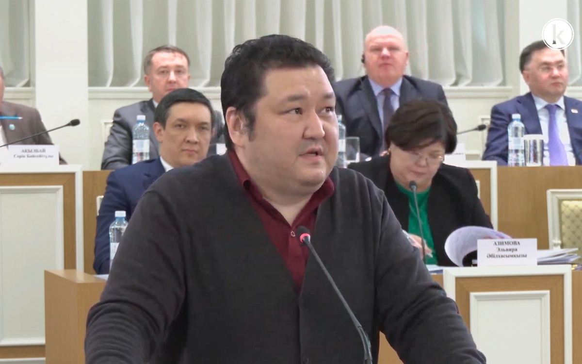 Политолог-назвал-положения,-которые-могут-впервые-появиться-в-Конституции-РК