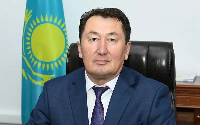 Прекращены-полномочия-сенатора-Наурызбая-Байкадамова