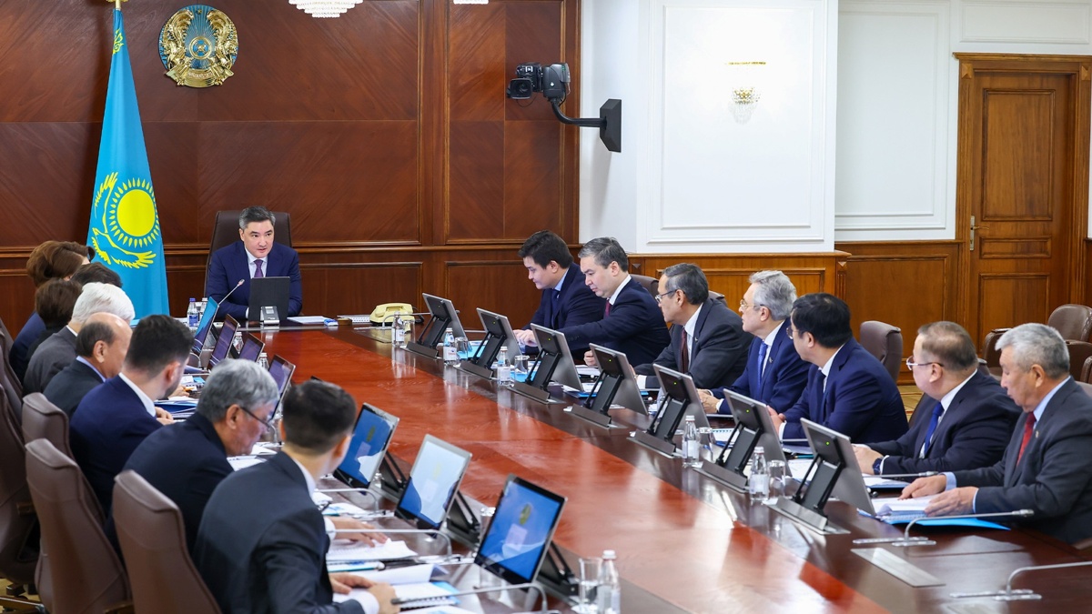 Премьер-министр-РК-поручил-до-1-мая-запустить-ИИ-проект-в-управлении-водными-ресурсами