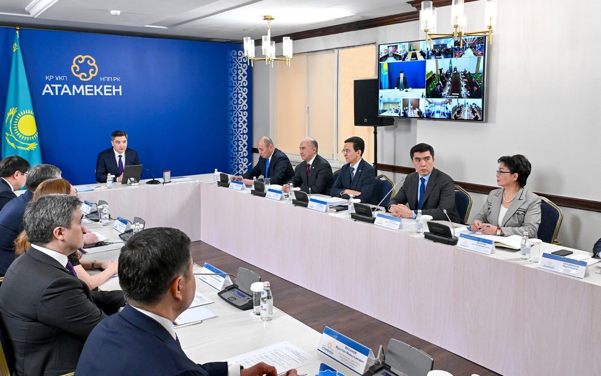 Премьер-министр-озвучил-меры-поддержки-бизнеса-и-цифровизации-в-Казахстане