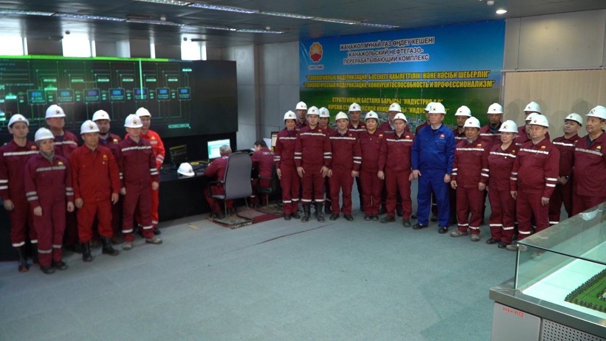 Нефтяники-Актюбинской-области-поддерживают-новую-Конституцию