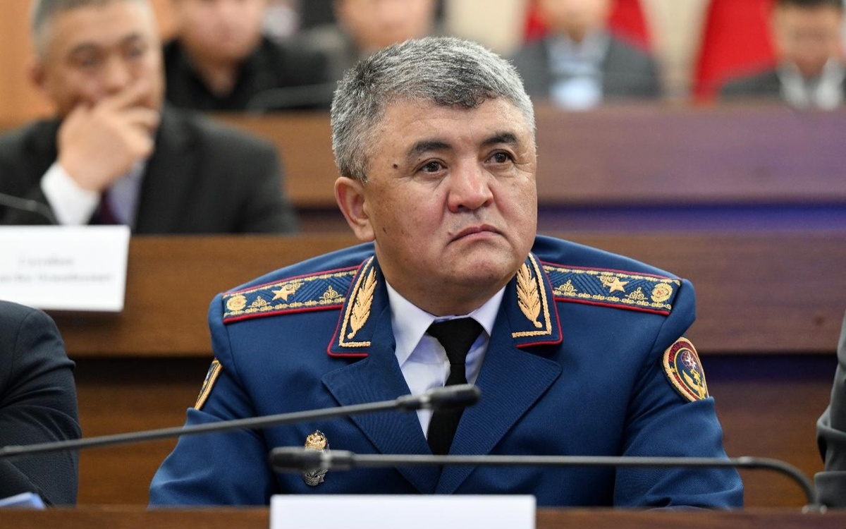 Глава-МЧС-Кыргызстана-отправлен-в-отставку-спустя-три-недели-после-назначения