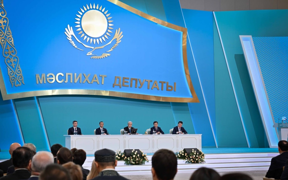 Президент-Казахстана-призвал-к-здравомыслию-и-адаптации-в-условиях-глобальной-«турбулентности»