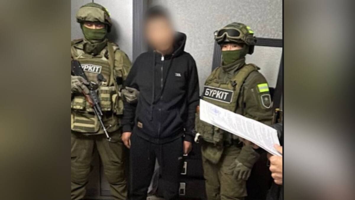 В Астане изъяли более 100 свёртков с наркотиками