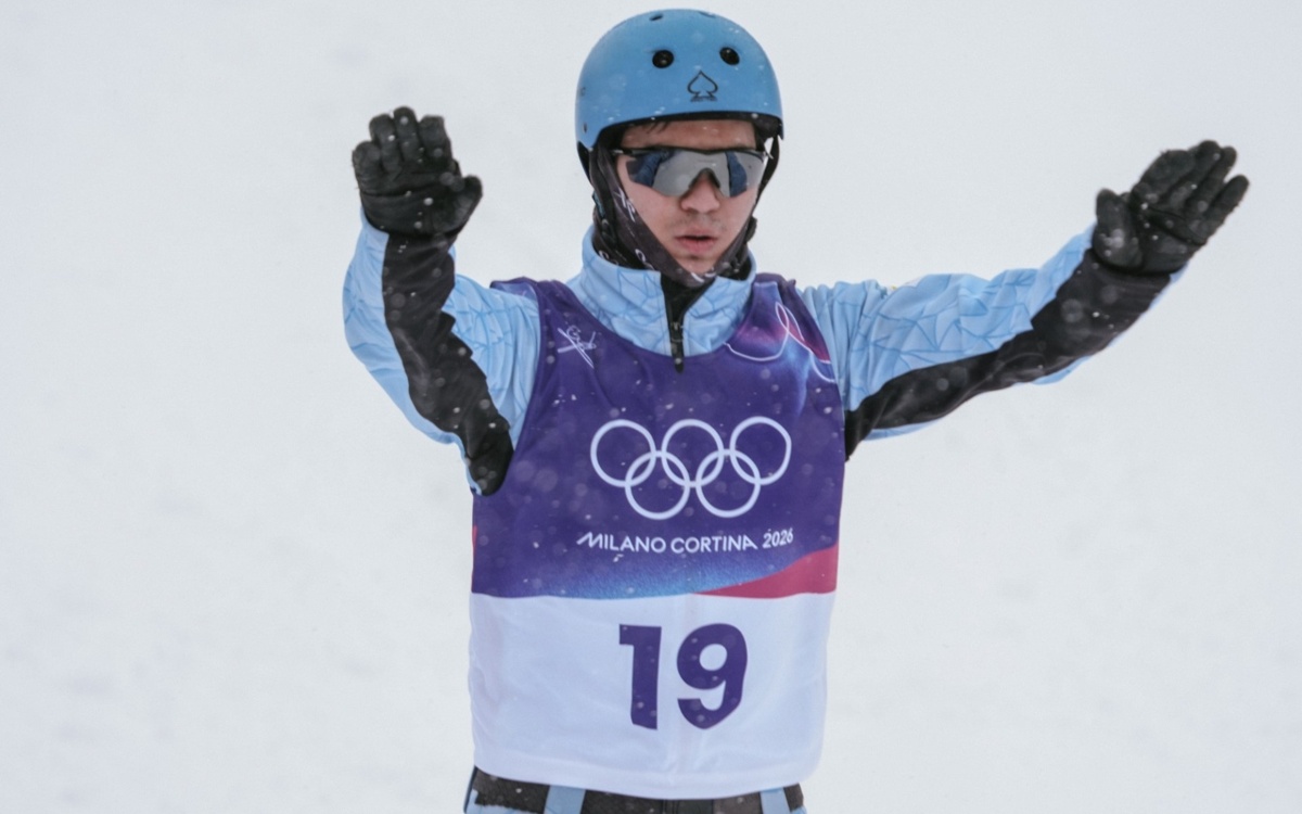 Асылхан-Асан-завоевал-золото-юниорского-чемпионата-мира-по-фристайл-акробатике