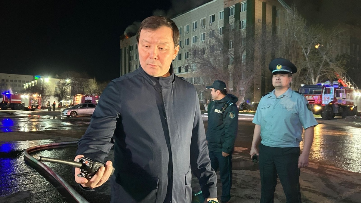 После-пожара-в-Актобе-сотрудников-акимата-перевели-на-онлайн-работу
