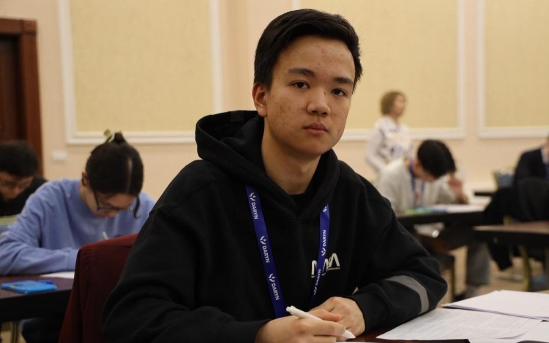 Казахстанский-школьник,-получивший-премию-Президента,-поступил-в-mit
