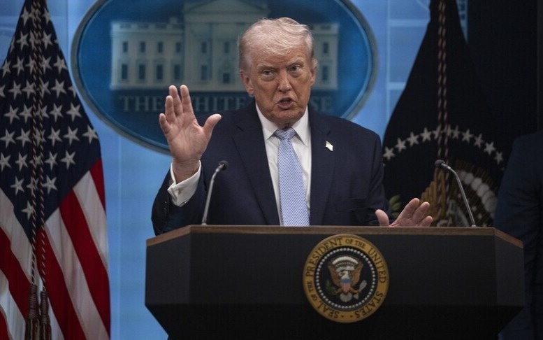 Трамп-призвал-Иран-прекратить-взимать-плату-с-танкеров