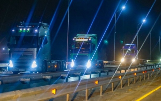 Новые-ограничения-на-парковку-грузовиков-вводятся-в-Астане