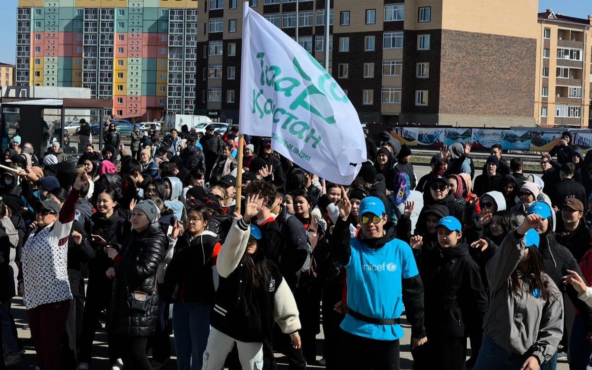 Экологическая-акция-«Таза-Қазақстан»-собрала-1000-горожан-в-Кокшетау