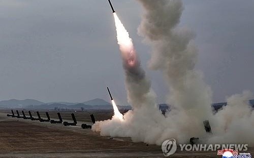 СМИ:-КНДР-запустила-несколько-баллистических-ракет-в-сторону-Японского-моря