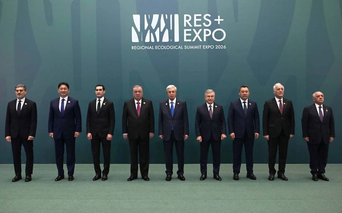 Касым-Жомарт-Токаев-встретил-участников-экологического-саммита-res-—-2026