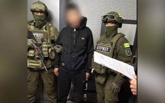 В Кокшетау задержали курьера с 15 свёртками наркотика