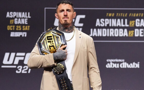 Аспиналл освободил титул чемпиона UFC