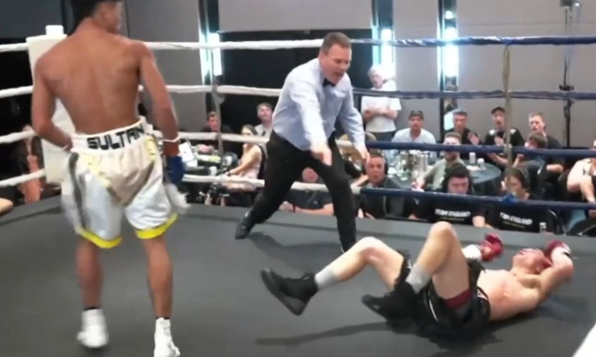 Султан Заурбек в отборочном бою IBF против Джексона Ингленда в Австралии