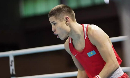 Чемпион Азии Асылкулов выбыл из борьбы на Азиаде