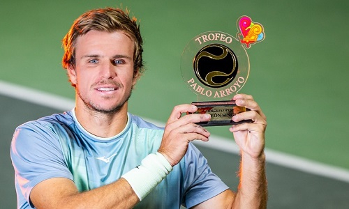 Попко выиграл третий турнир за три недели