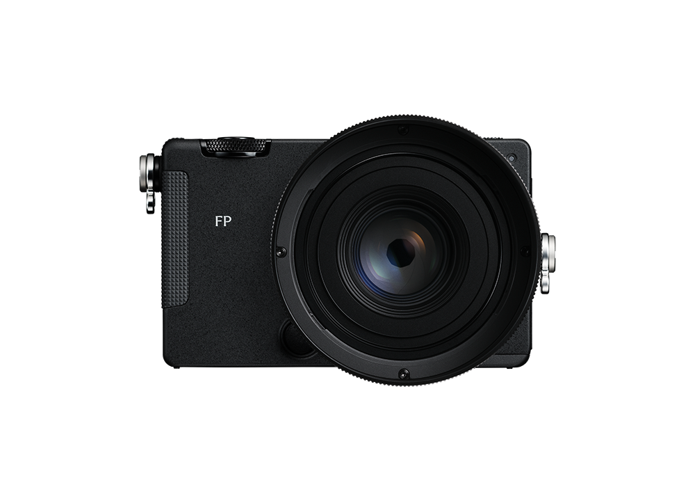 Полнокадровая камера Sigma fp2 с объективом 50mm F2 DG Contemporary, вид спереди