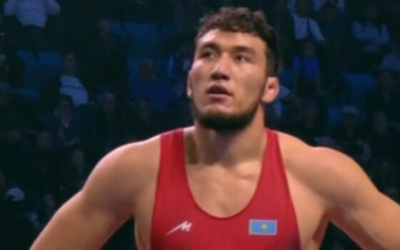 Айтмұхан үй алаңындағы әлем чемпионатында Садулаевқа жеңілді