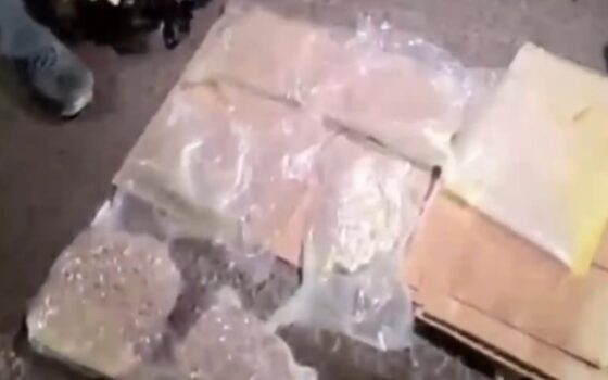 На въезде в Астану у водителя изъяли более 3 кг мефедрона