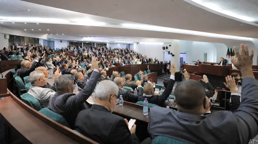 Алжир ввёл смертную казнь за умышленные поджоги лесов и похищение детей