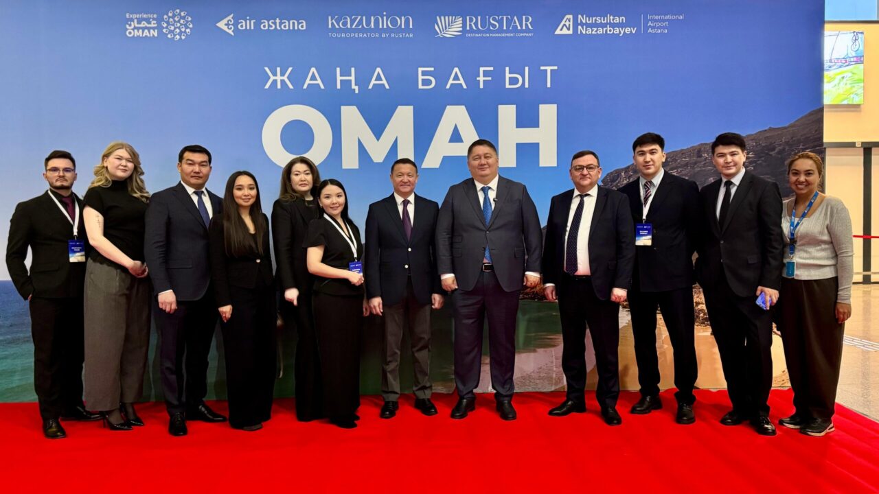 Церемония открытия рейса Air Astana из Астаны в Салалу (Оман)
