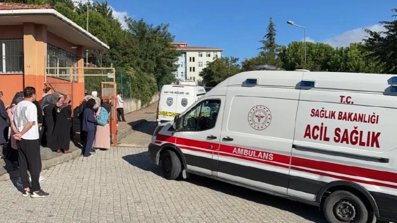 Школа в стамбульском районе Башакшехир, где произошло нападение с ножом на учеников