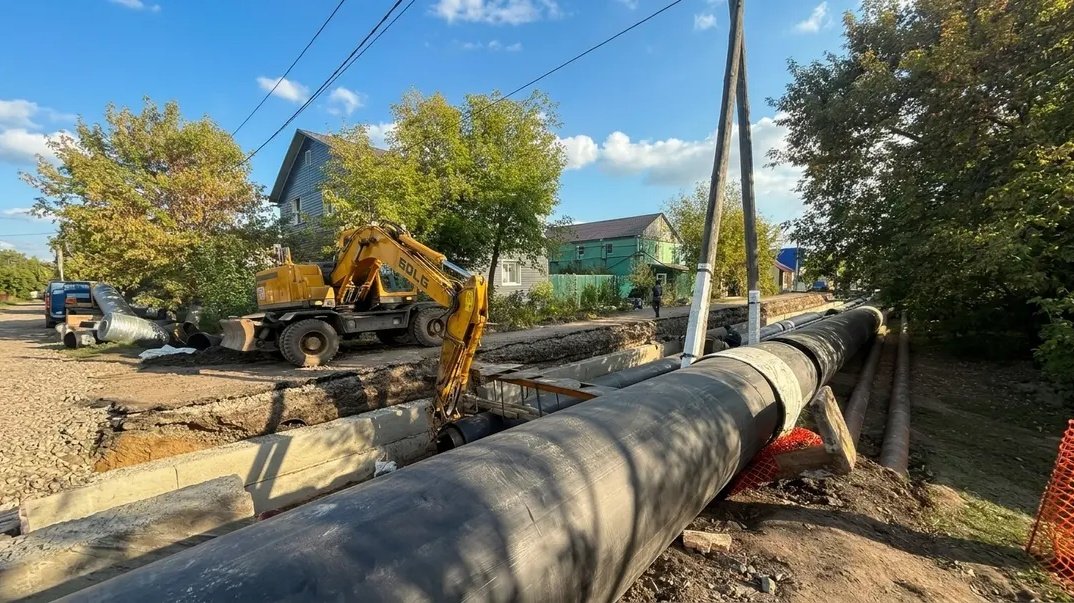 Замена трубопроводов тепломагистрали в Петропавловске