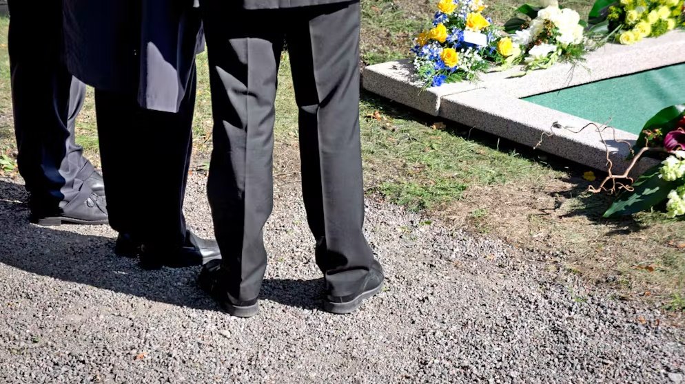 Кладбище в Нижней Австрии, где неизвестные вскрывали могилы и склепы