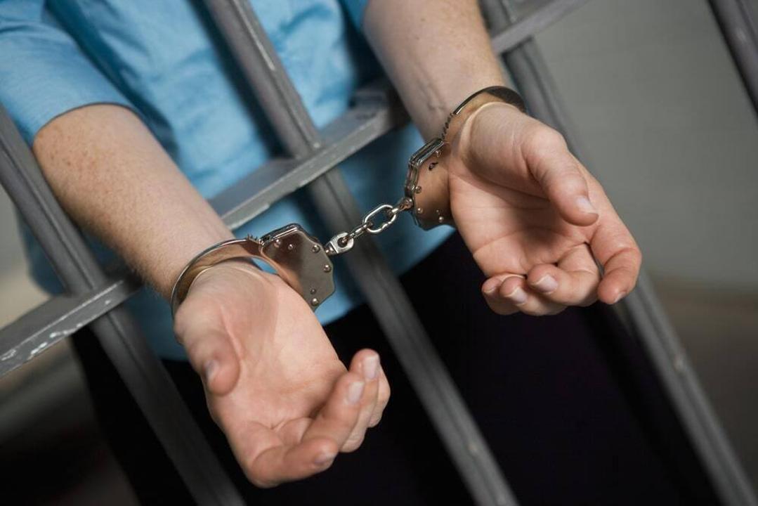Задержание подозреваемого в обмане дольщиков жилого комплекса в Астане