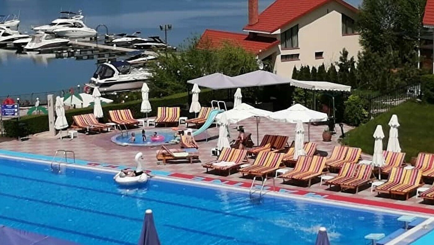 Marine Club на Капшагае