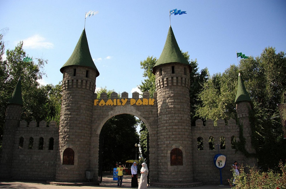 Фэмили парк в Алматы