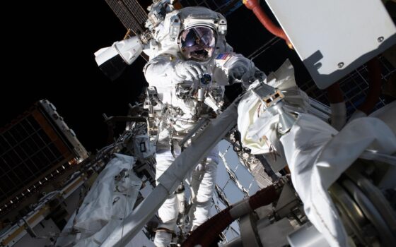 NASA мен Канада ғарышкерлері сағат 17:00-де ашық ғарышқа шығады