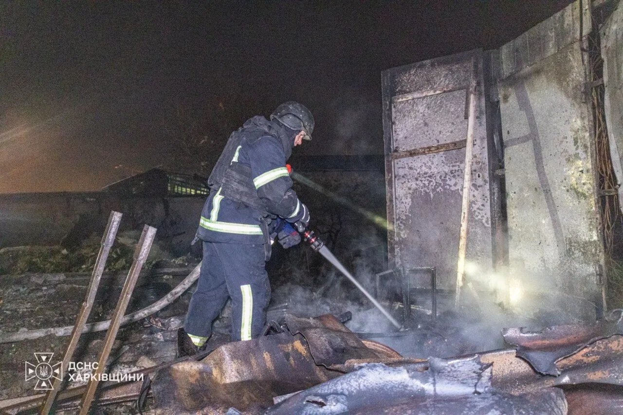 Разрушения после российского удара по Новобаварскому району Харькова