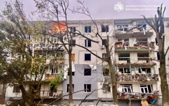 Россия ударила по жилым домам в Украине: ранены восемь человек, трое детей